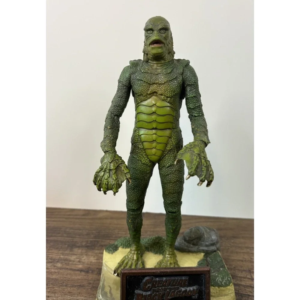 Universal Monsters Creature From The Black Lagoon 8.5